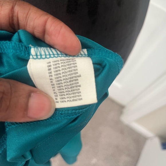 Women’s tops - Picture 6 of 9